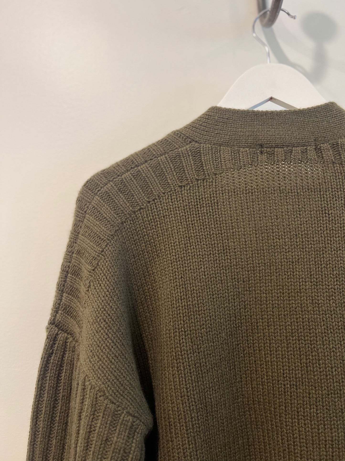 Kristensen Du Nord - Cashmere V-Neck Sweater in Olive