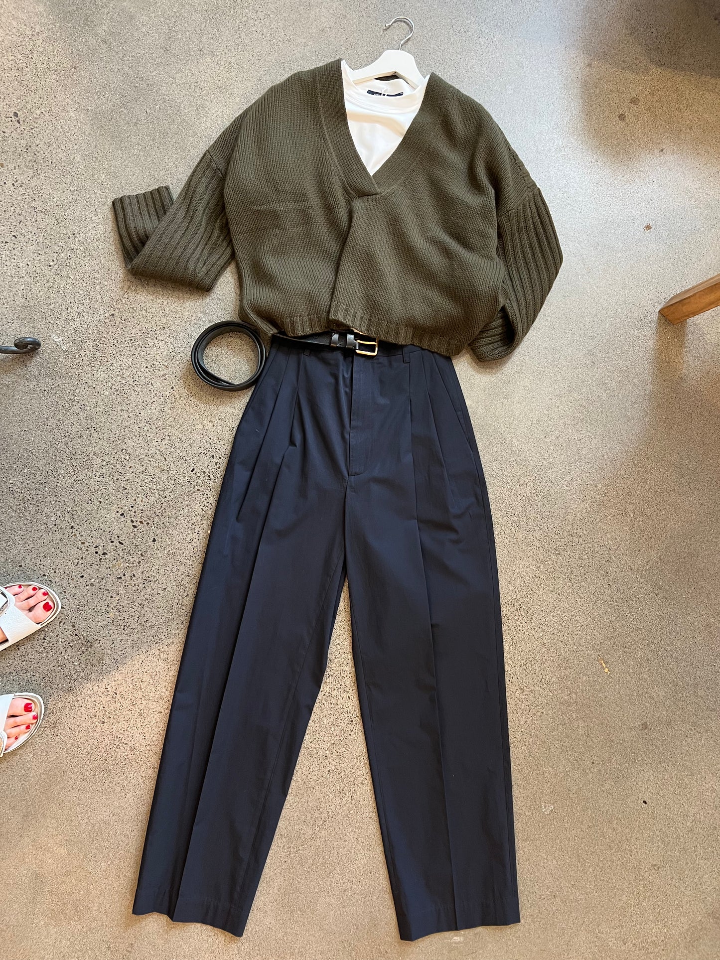 Kristensen Du Nord - Cashmere V-Neck Sweater in Olive