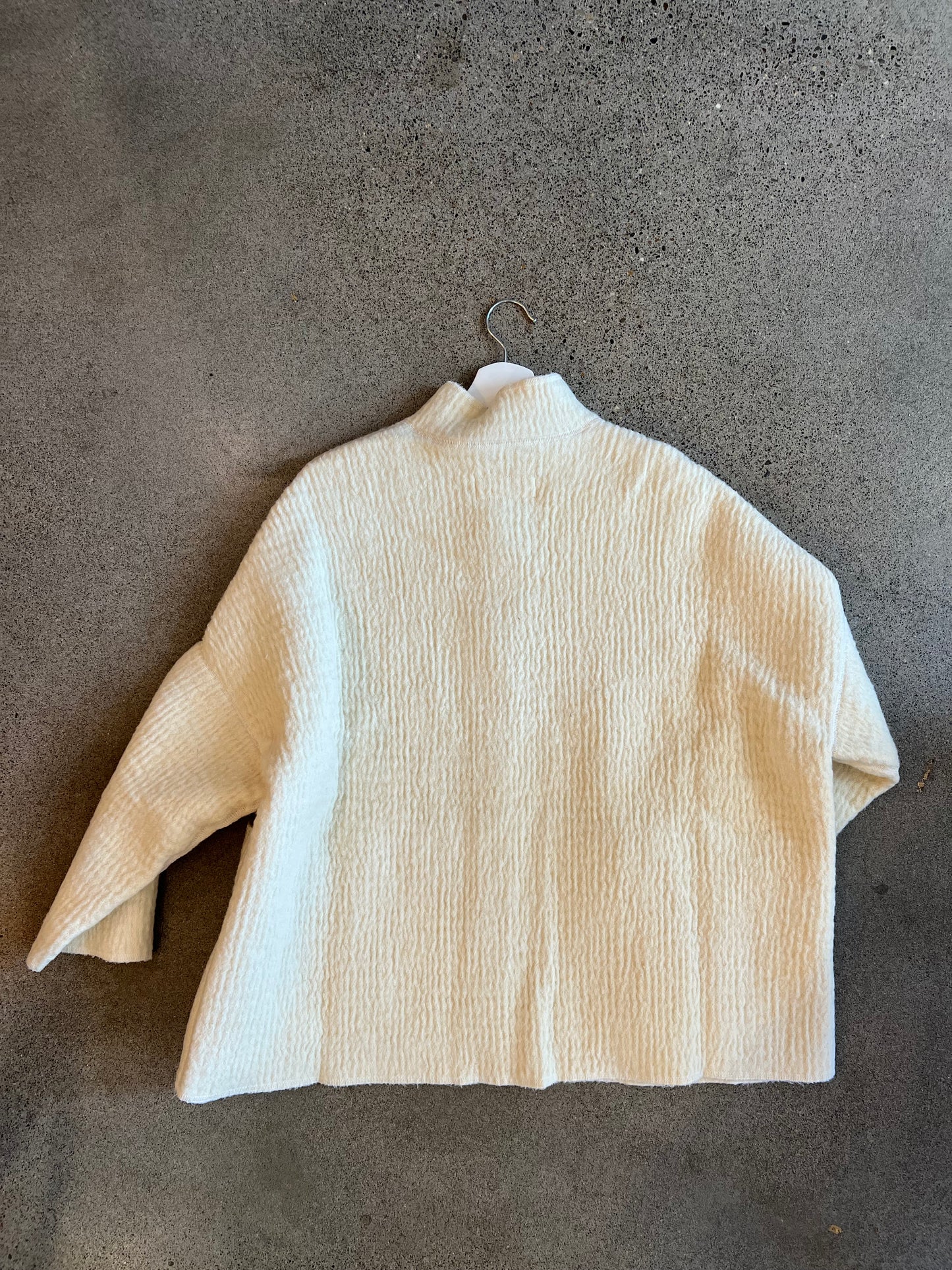 Labo Art - Ribbed Wool Jacket in Cream