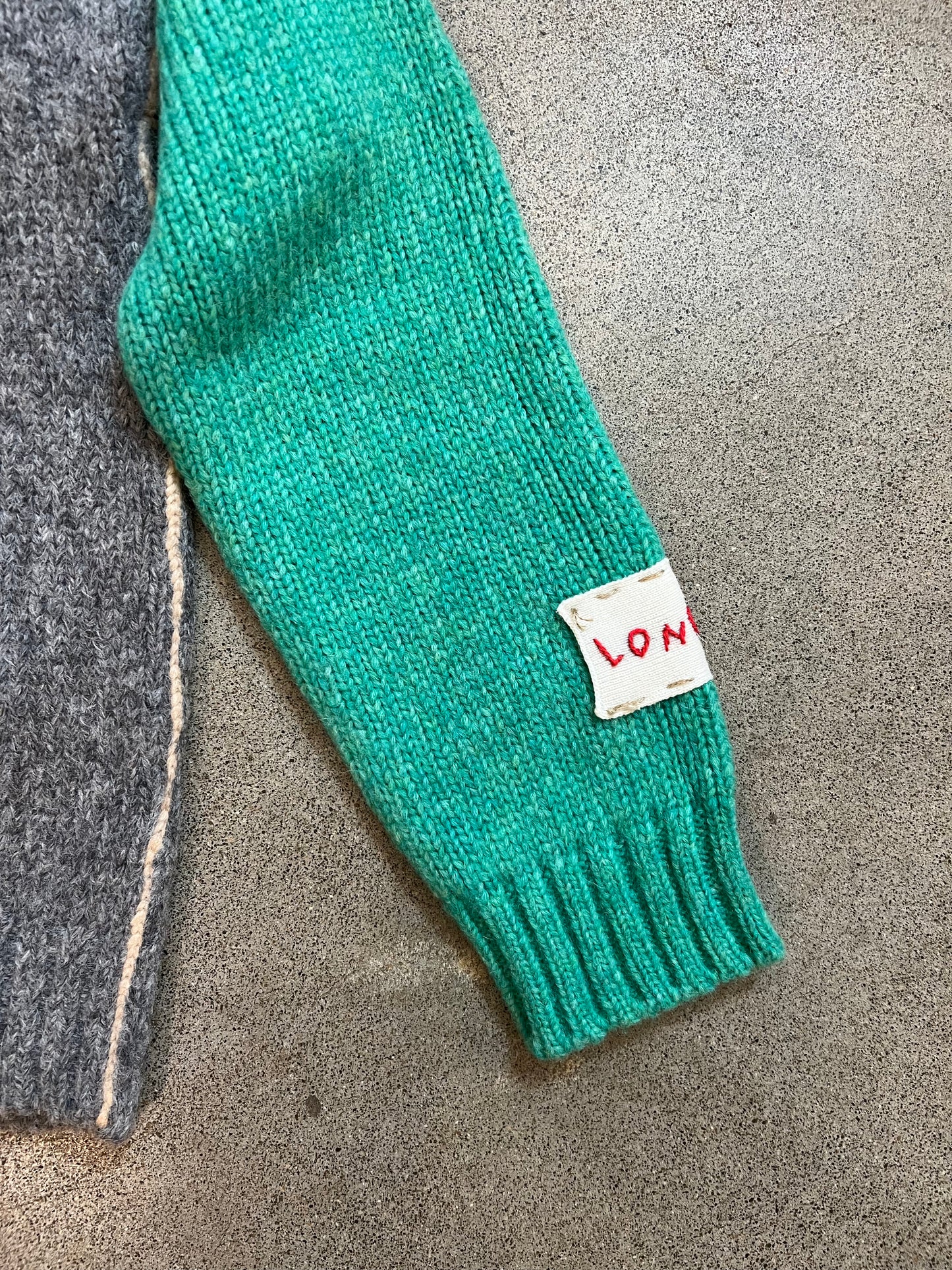 Longo - Hoodie in Colorblock or Winter White