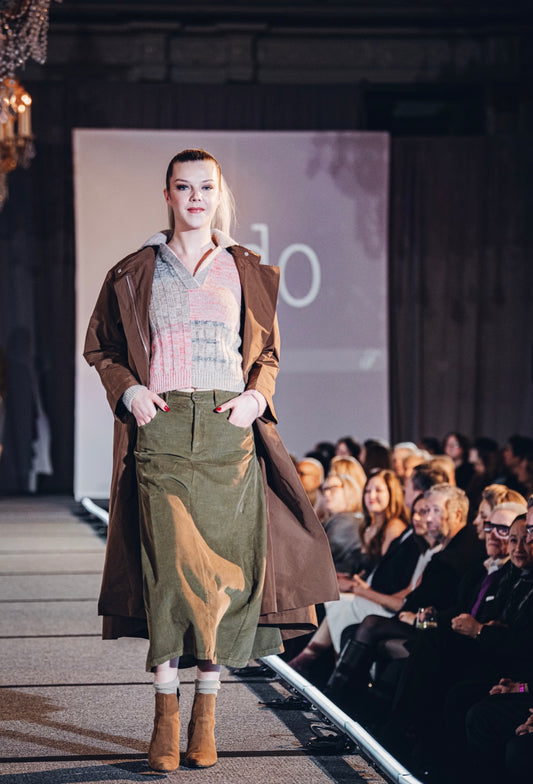 Labo Art - Corduroy A-Line Skirt in Olive