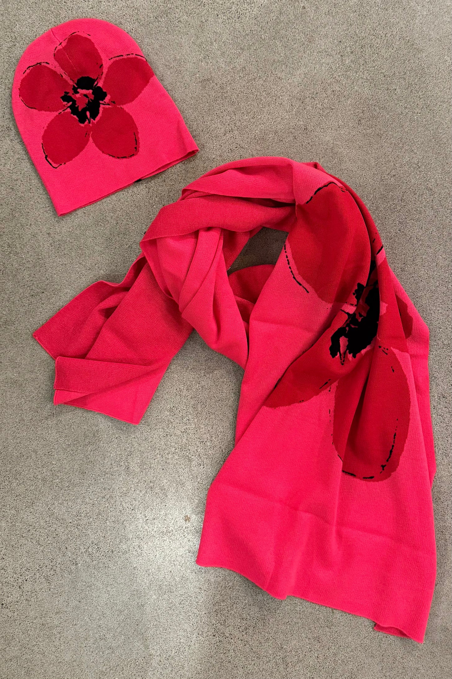 Rundholz Black Label - Floral Knitted Scarf in Lotus or Black