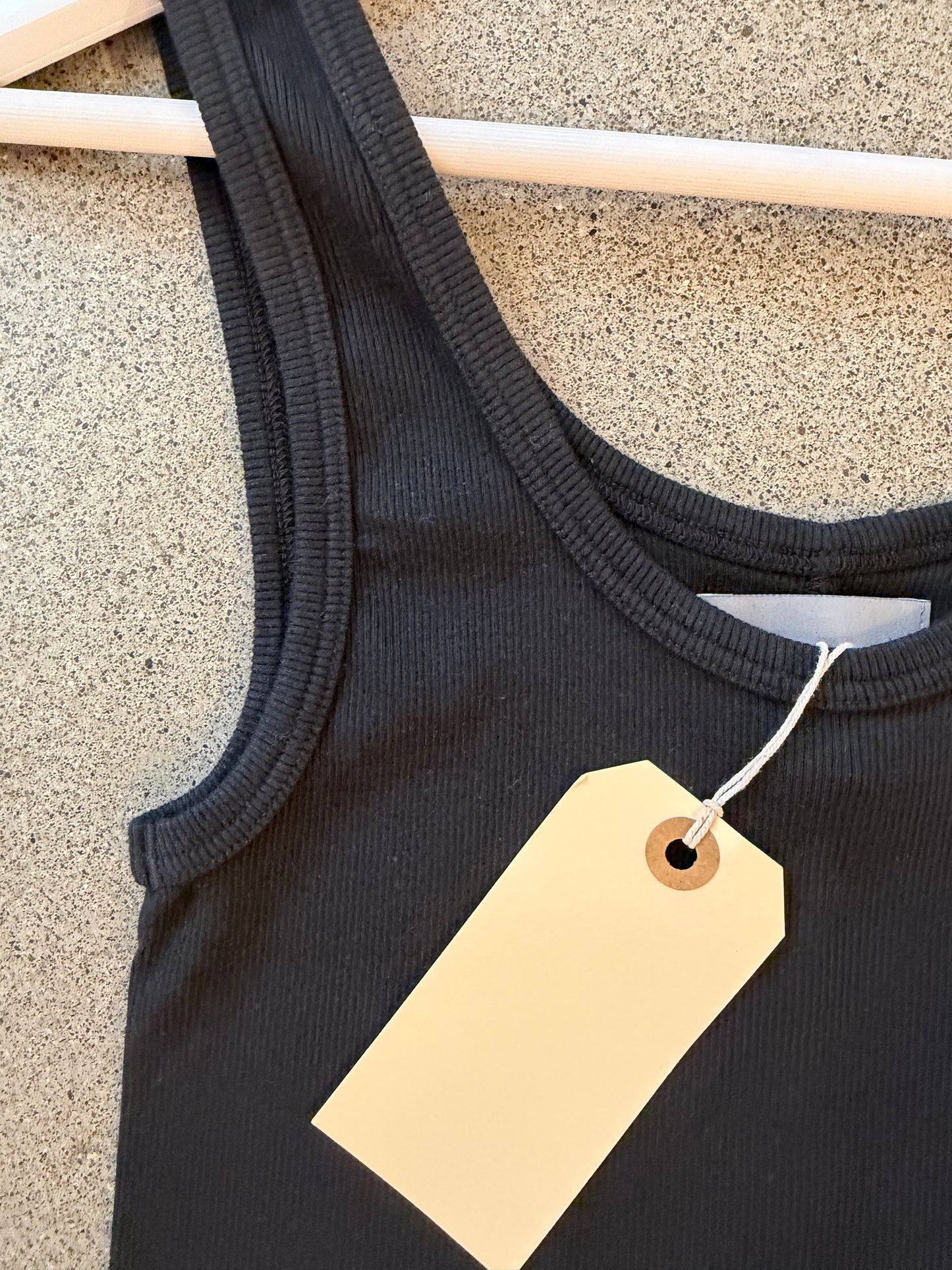 Revel- Rib Tank in black or white