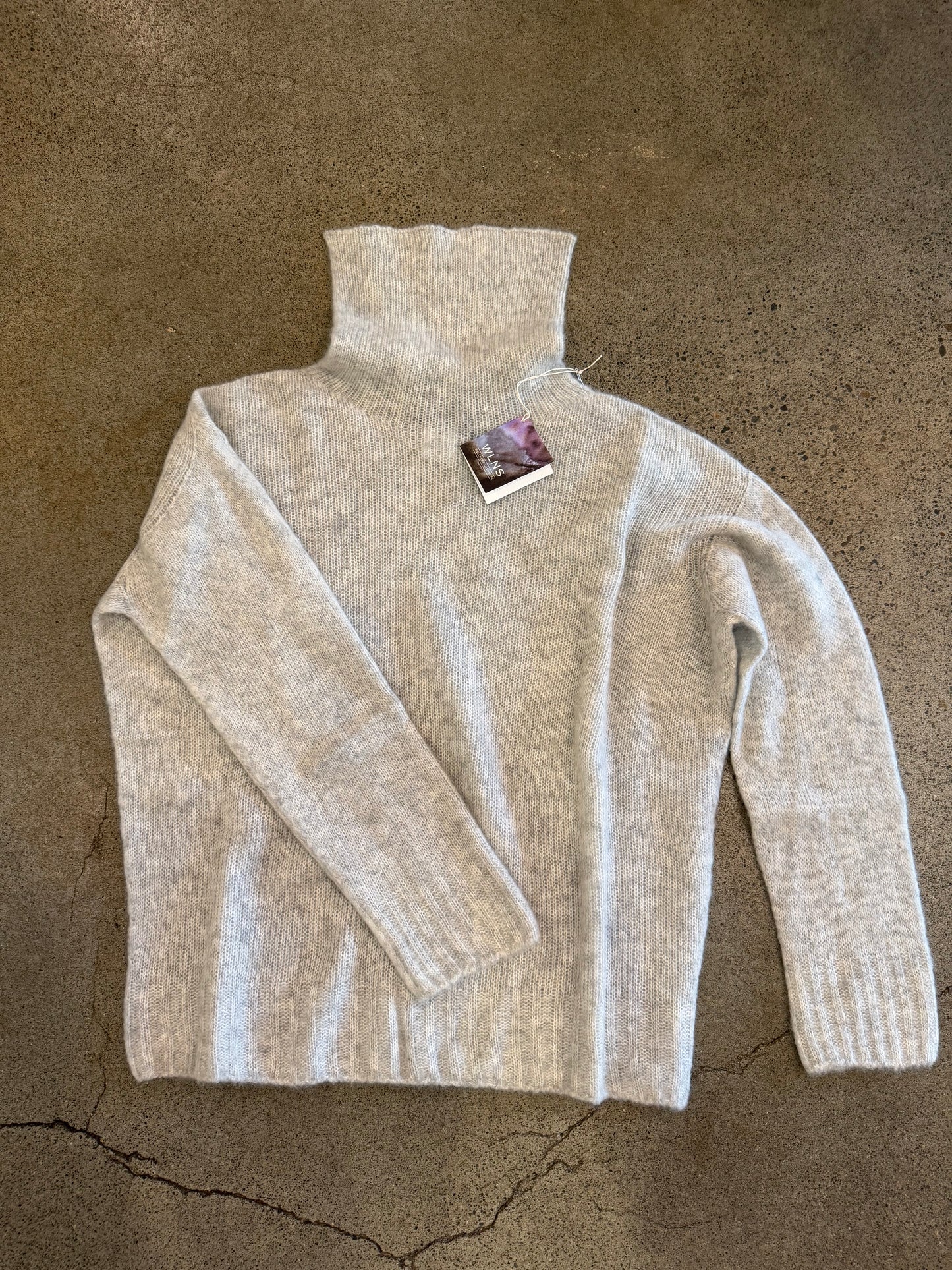 WLNS- Cashmere turtleneck - many colors