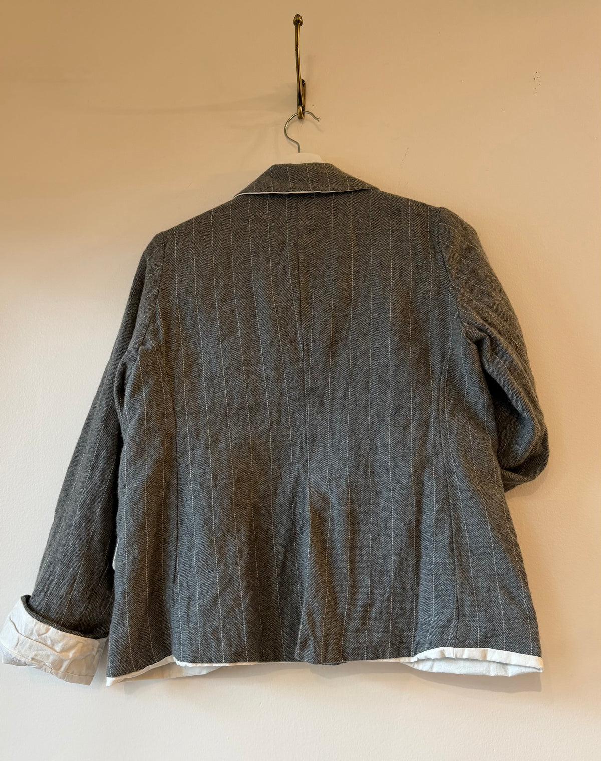 Hannoh- Jacket Viola in Grey Stripe