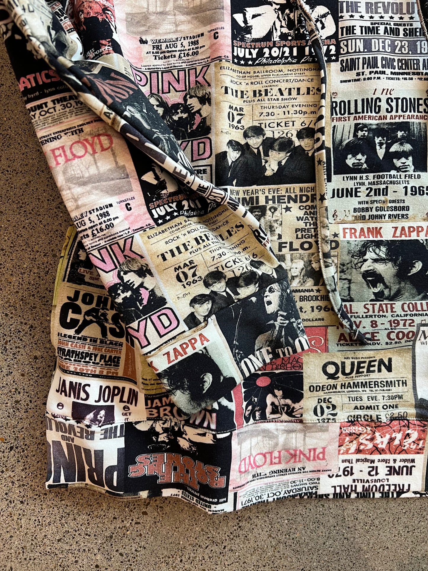 Printed Artworks - Rock Ticket Cotton Hoodie(XL)