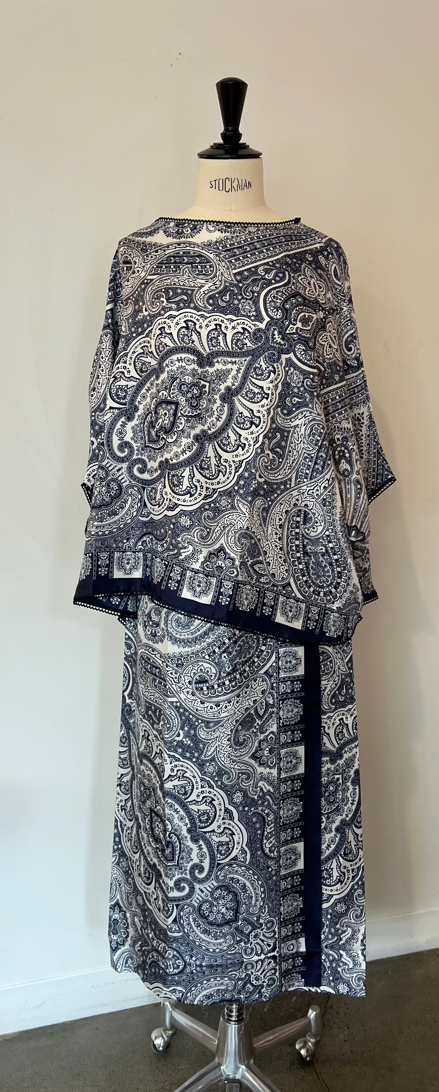 Monica Sarti - Poncho Lud in 3 Color Ways