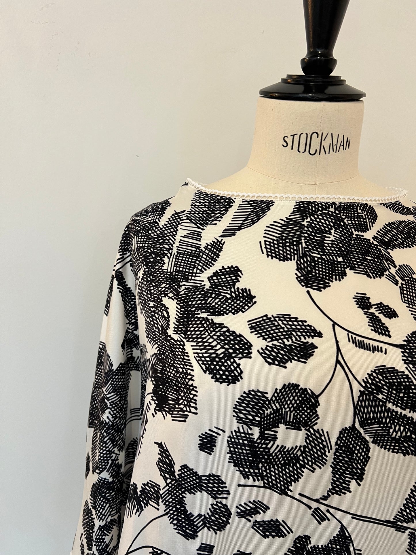 Monica Sarti - Poncho Lud in 3 Color Ways