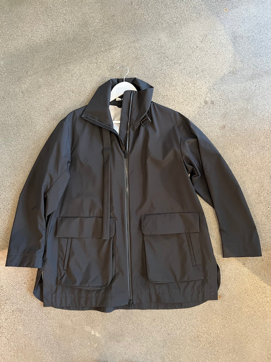 Lis Lareida - Gema Rain Jacket in Black