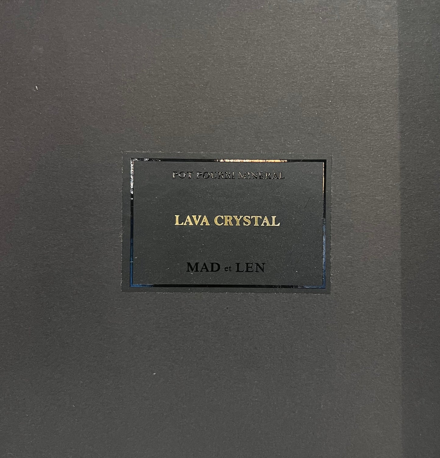Mad et Len Bougie Apothicaire - Lava/Crystal Potpourri in Flat Petite Tin