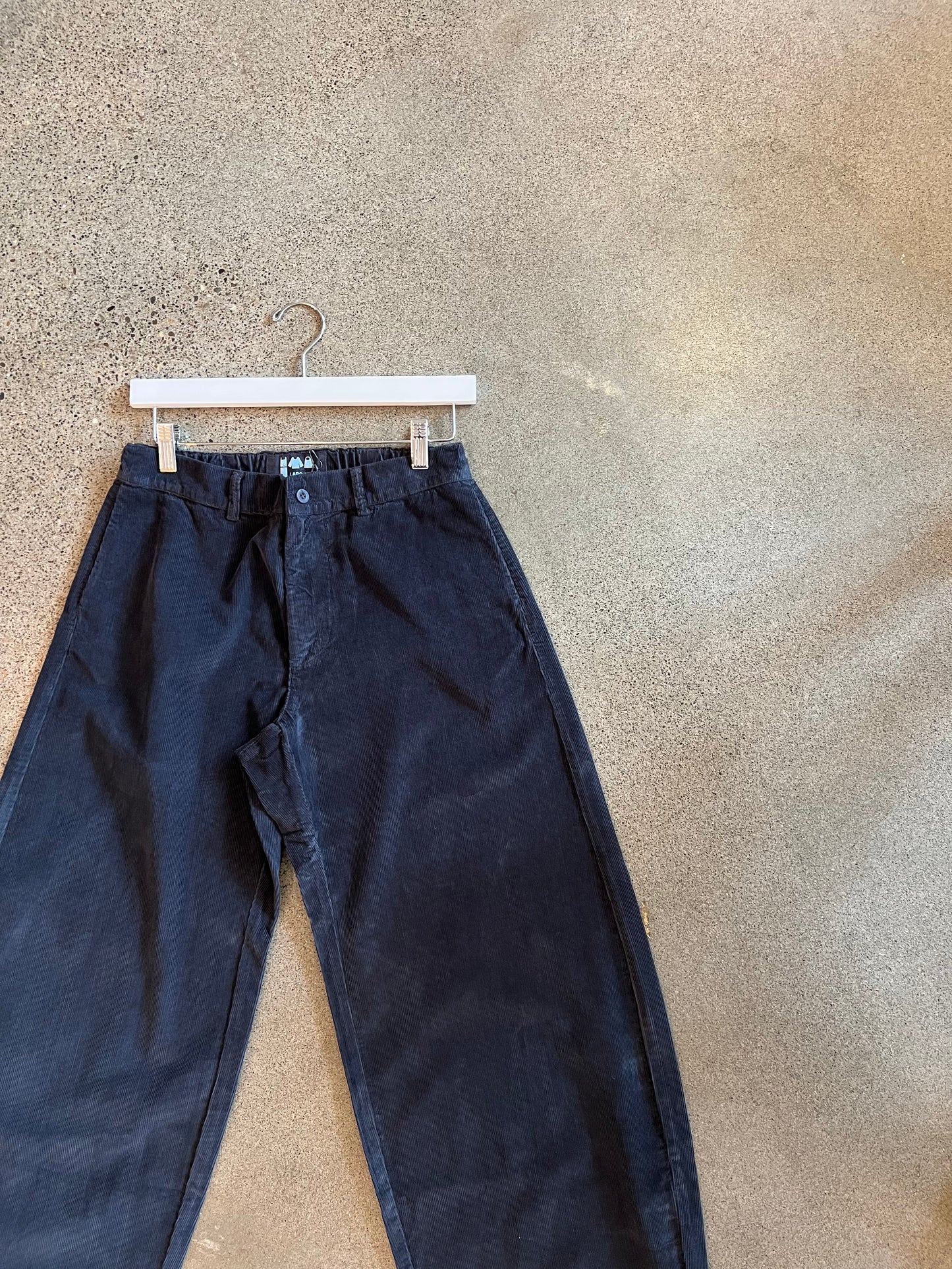 Labo Art - Mini-Corduroy Trouser in Black or Graphite