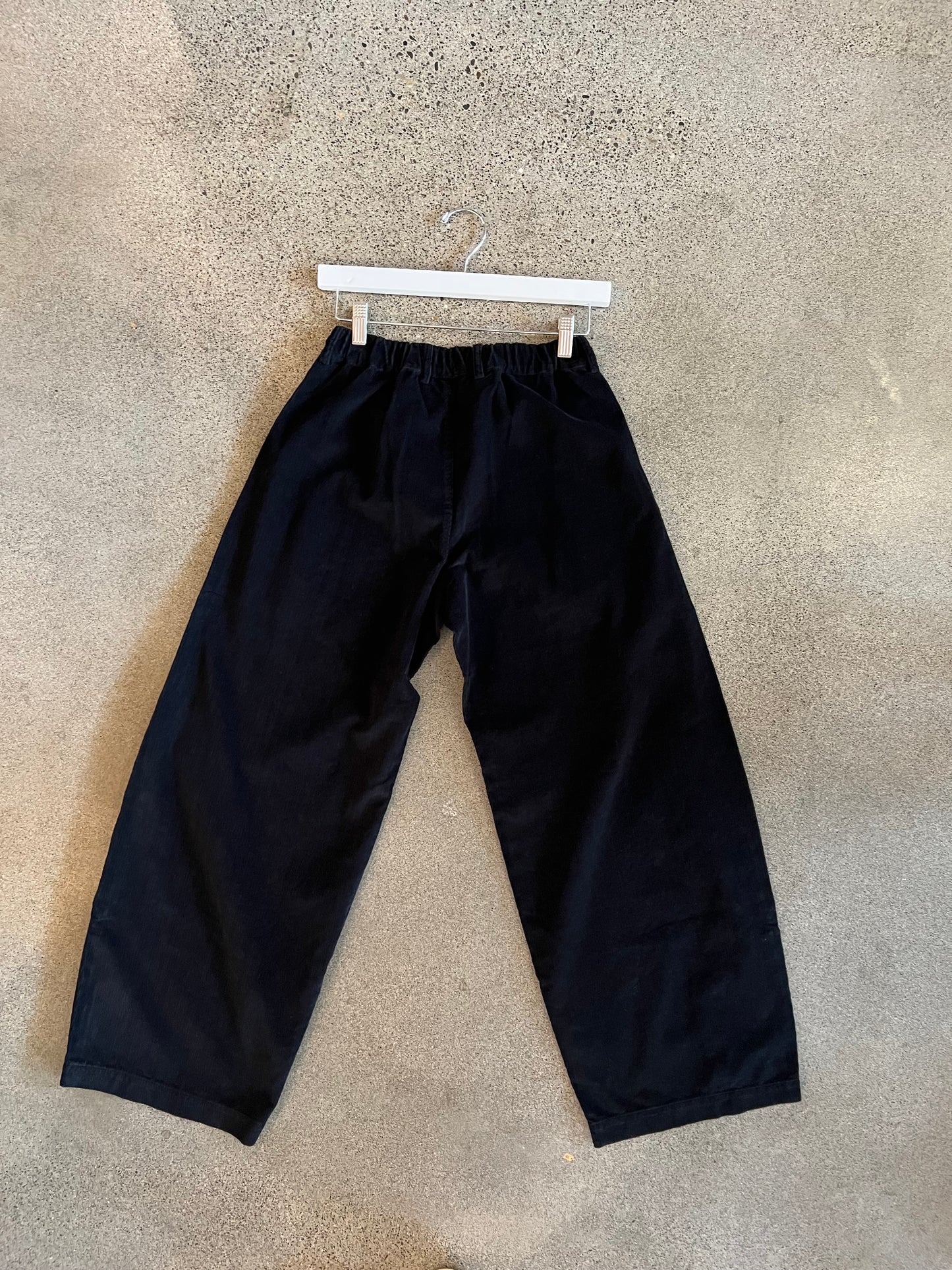 Labo Art - Mini-Corduroy Trouser in Black or Graphite