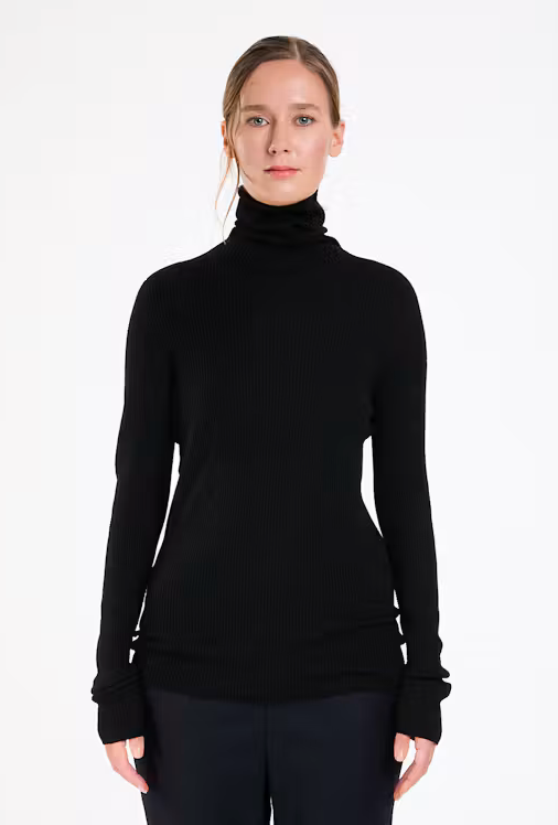 Lis Lareida - Shelby Merino Wool Turtleneck in Black