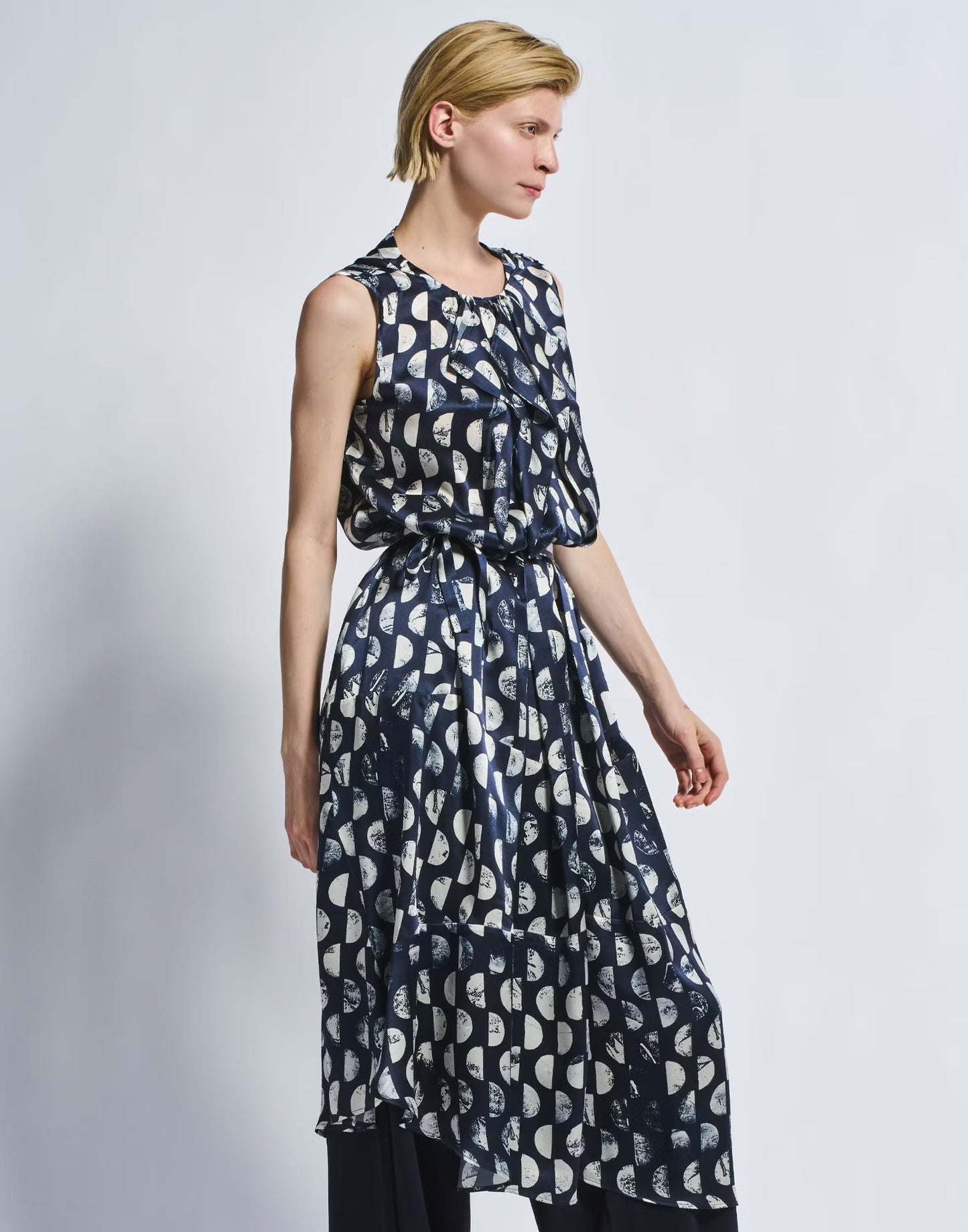 High Clothing - Perfectionist Dress