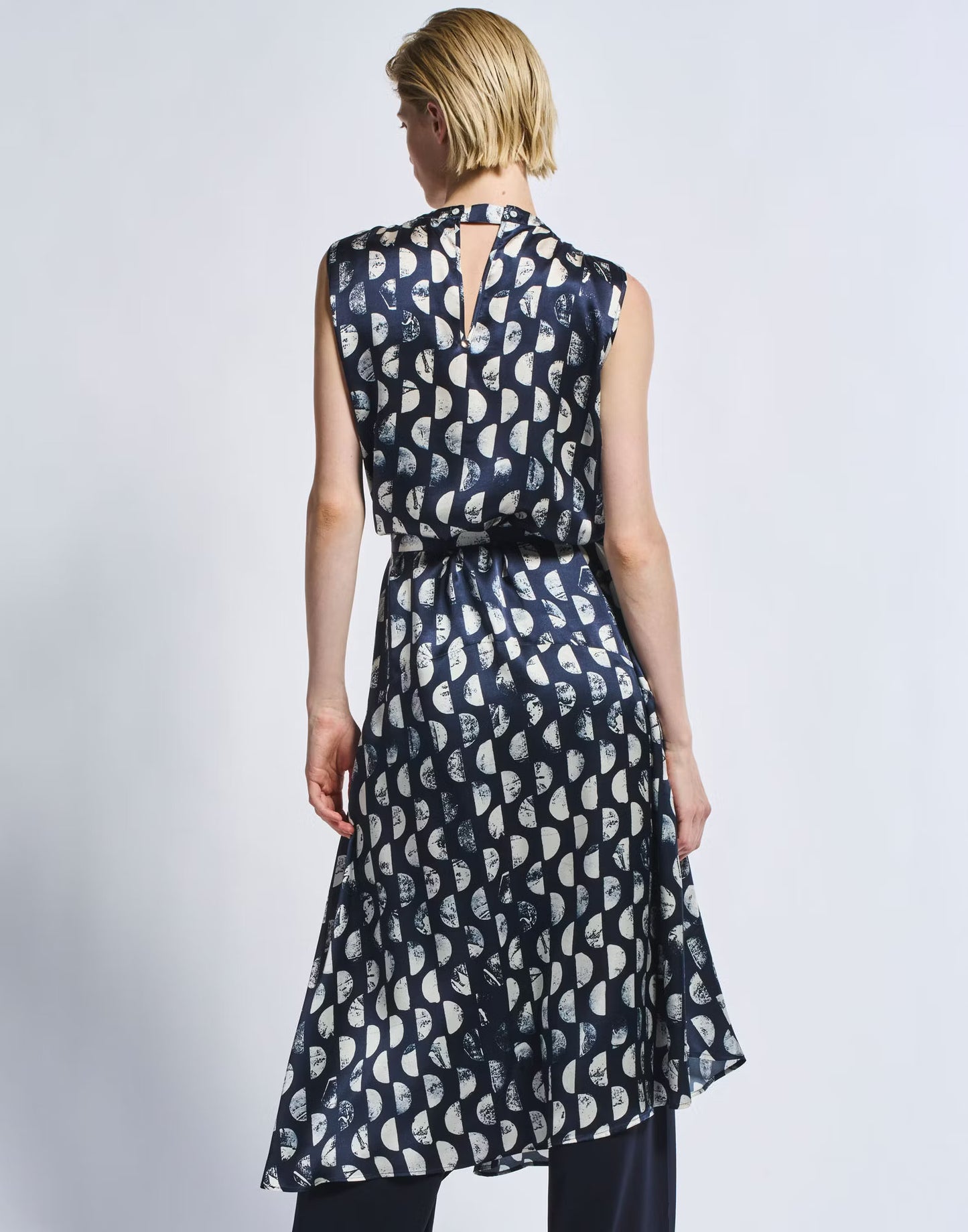 High Clothing - Perfectionist Dress