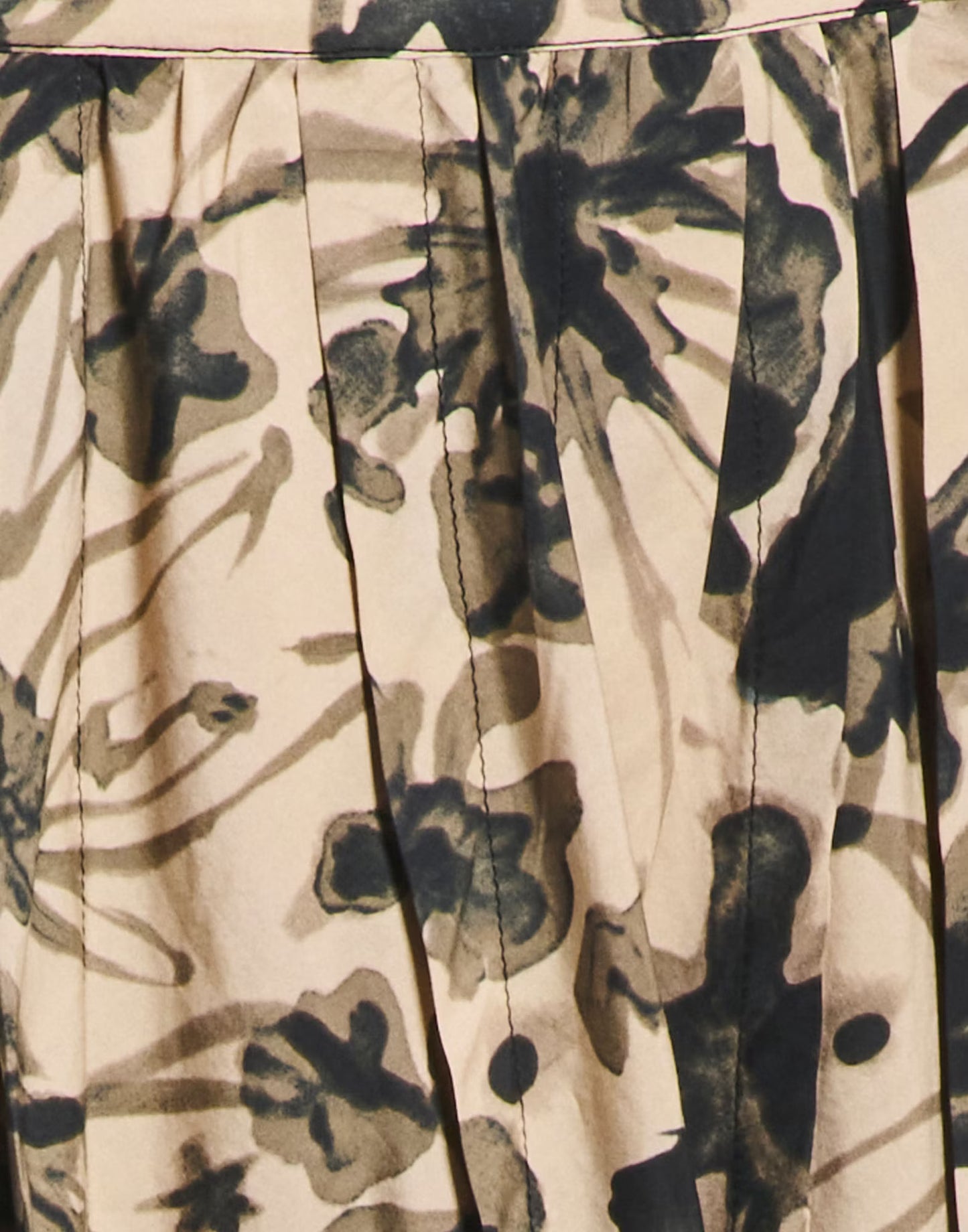 High Clothing - Swing Skirt