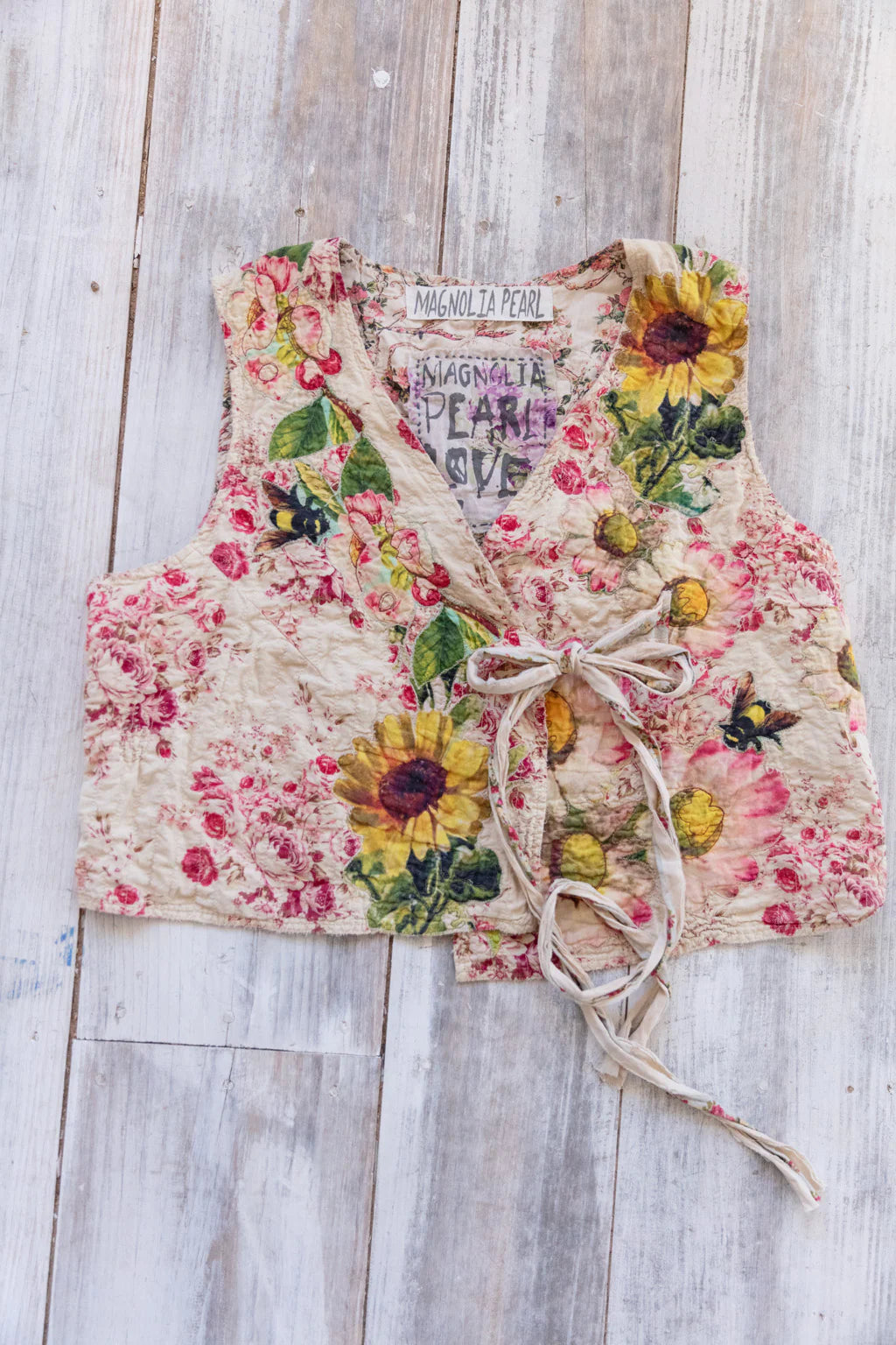 Magnolia Pearl - Appliqué Nikha Vest
