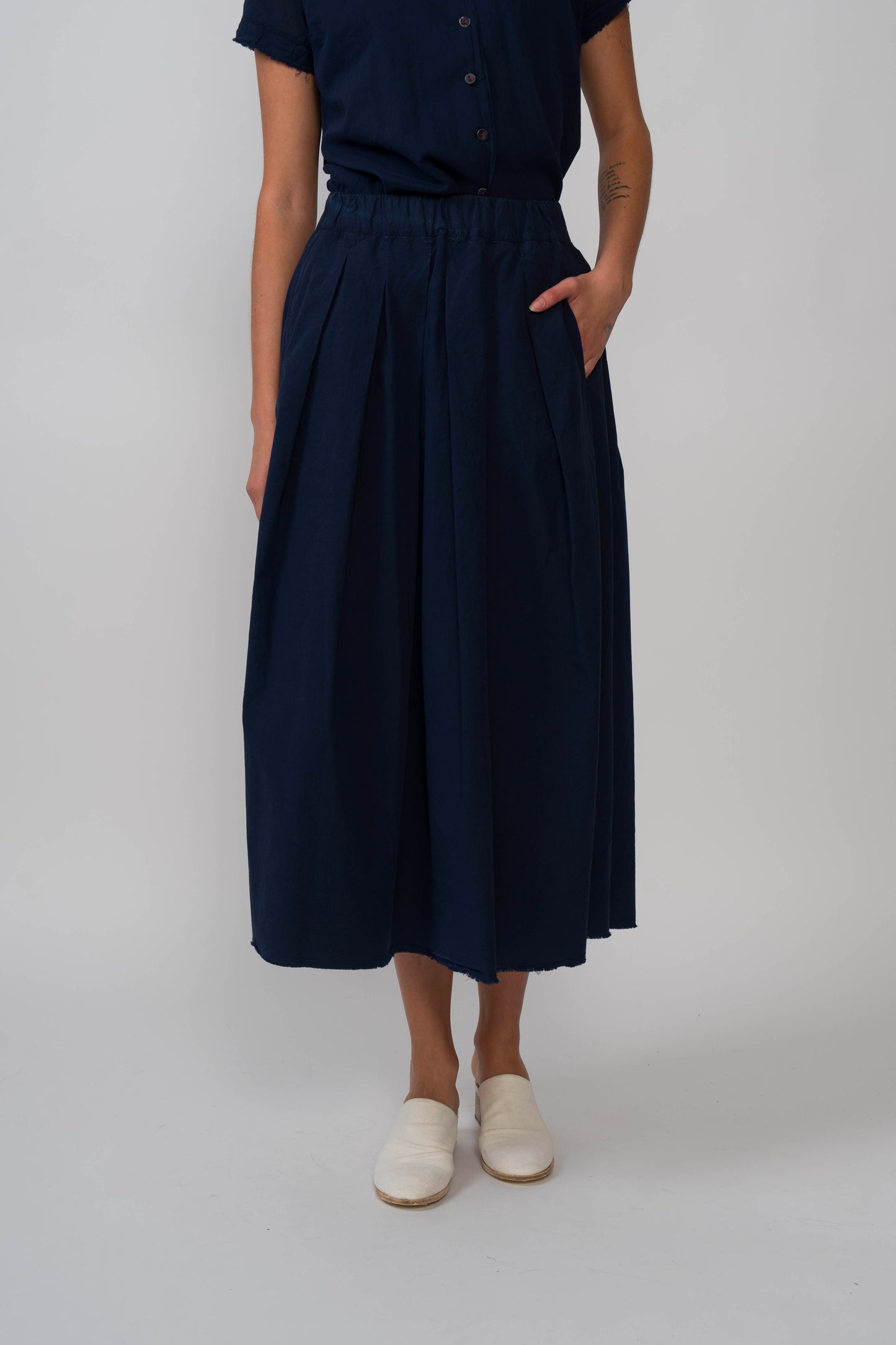 Hannoh Wessel - Skirt Juliette in Navy or Blue Flowers