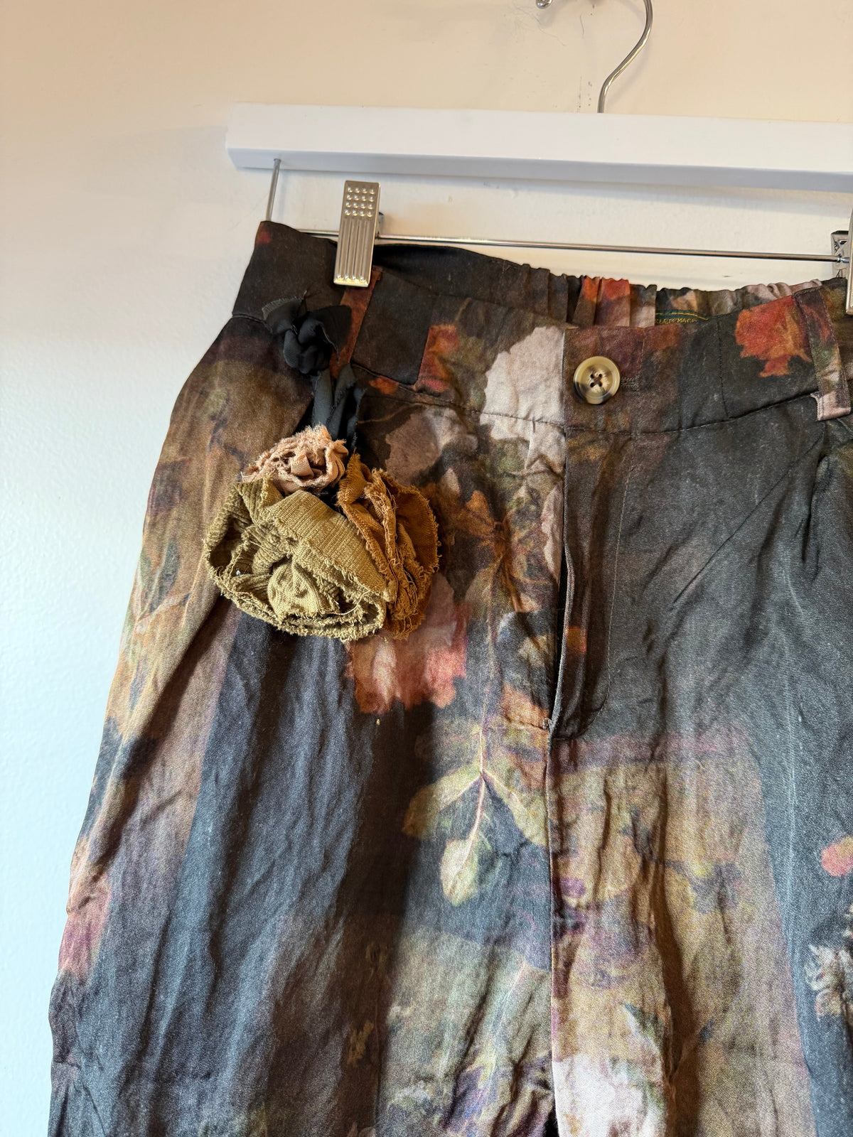 Aleksandr Manamïs - Pants in Automne Rouge- Natural or Black Rose