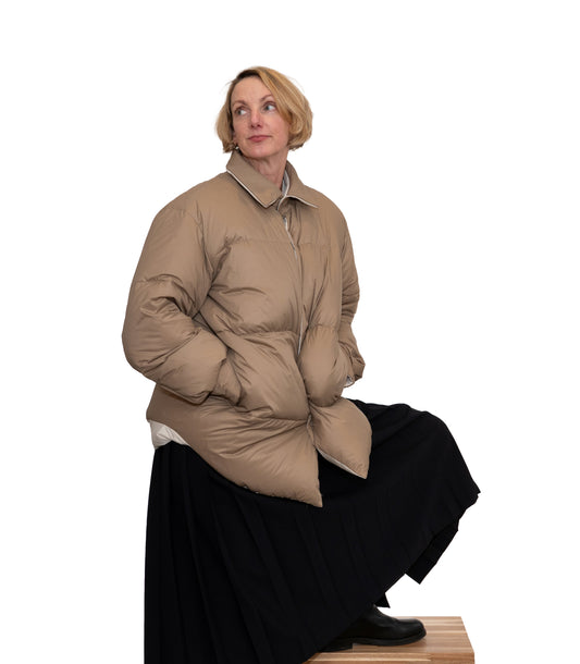 Sofie D'Hoore - Orlov Reversible  Puffer Shirt-Jacket in Camel & Pearl