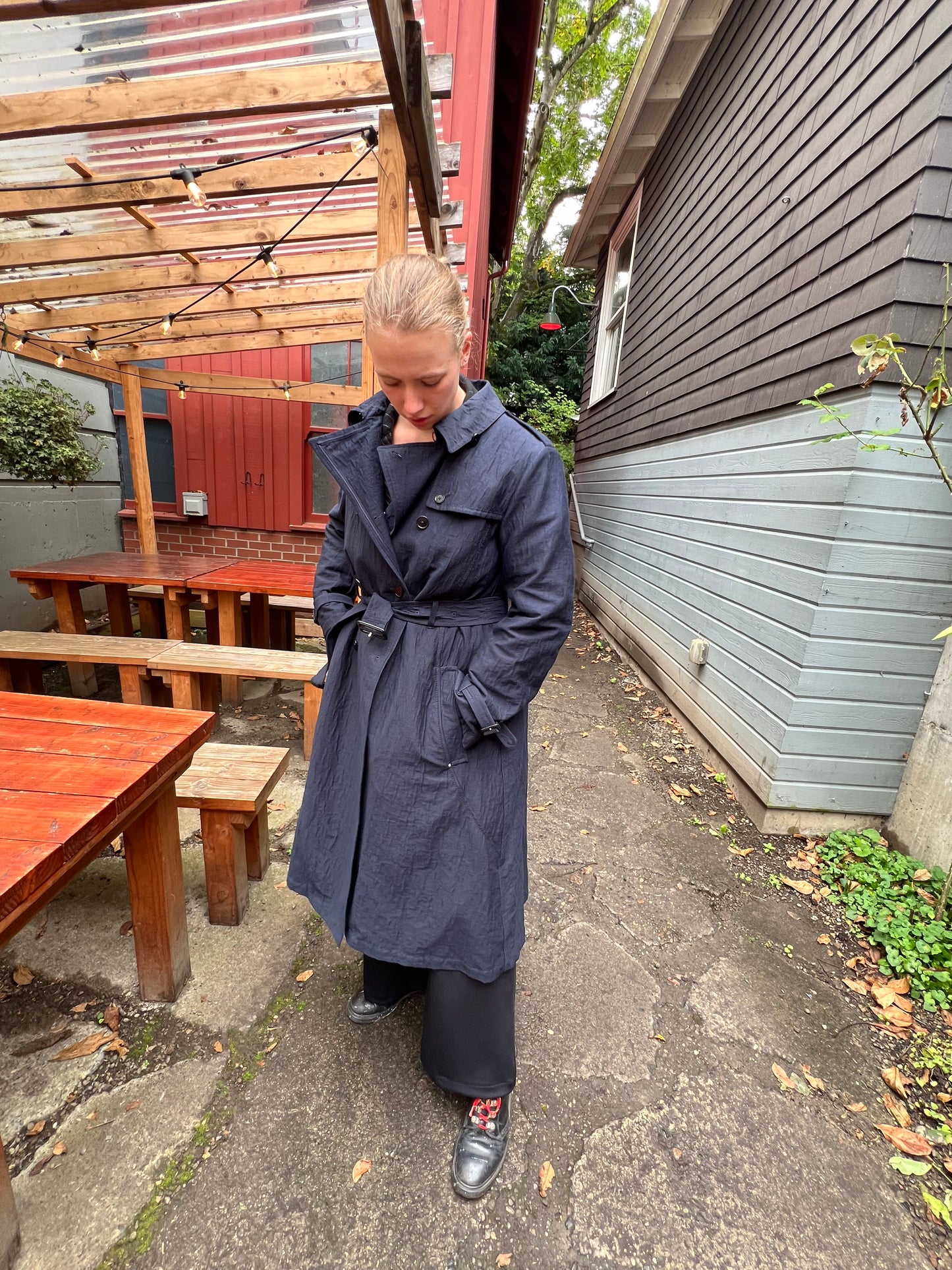 High Clothing - Opinion Trench Coat in Midnight