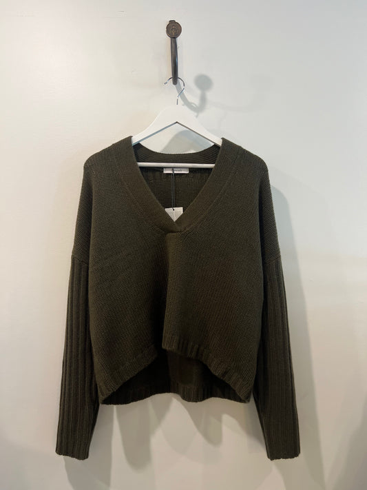 Kristensen Du Nord - Cashmere V-Neck Sweater in Olive