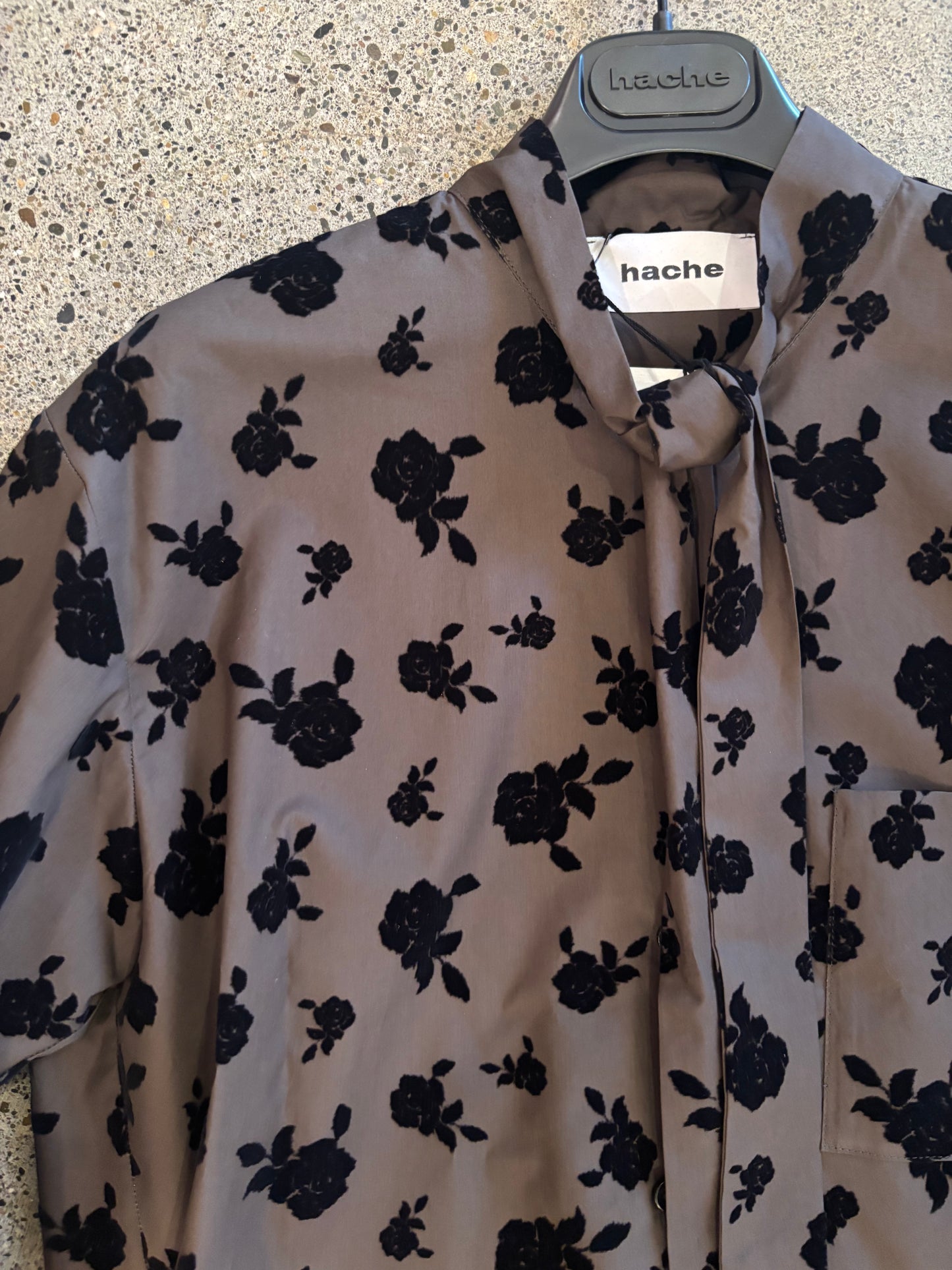 Hache - Tie Shirt