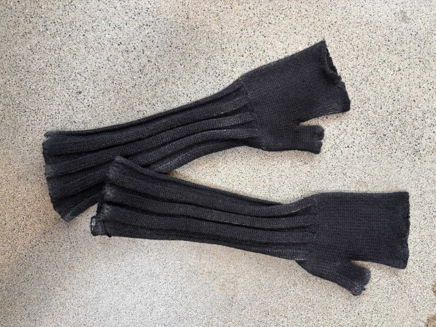 Avant Toi - Hand Painted Long Ribbed Gloves