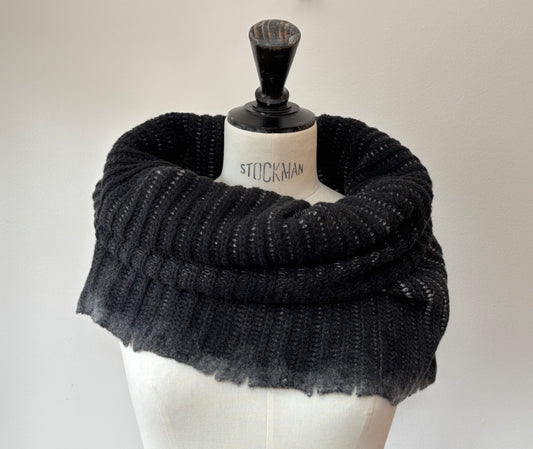 Avant Toi - Hand Painted Corn Cob Stitch Neck Warmer
