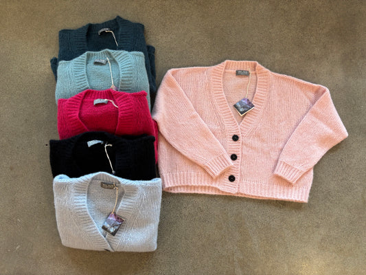 WLNS - Billionaire Crop Cardigan