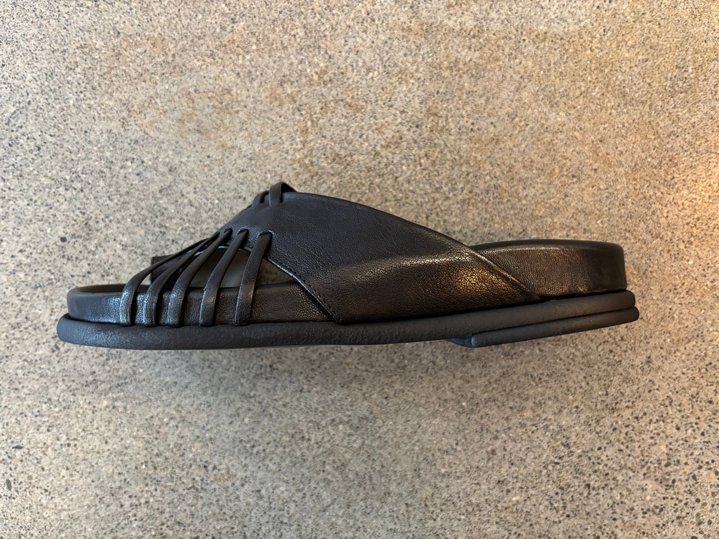 MLO - Milo Sandal