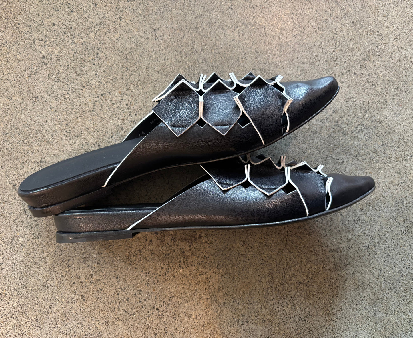 I.N.K. - Geometric Mule