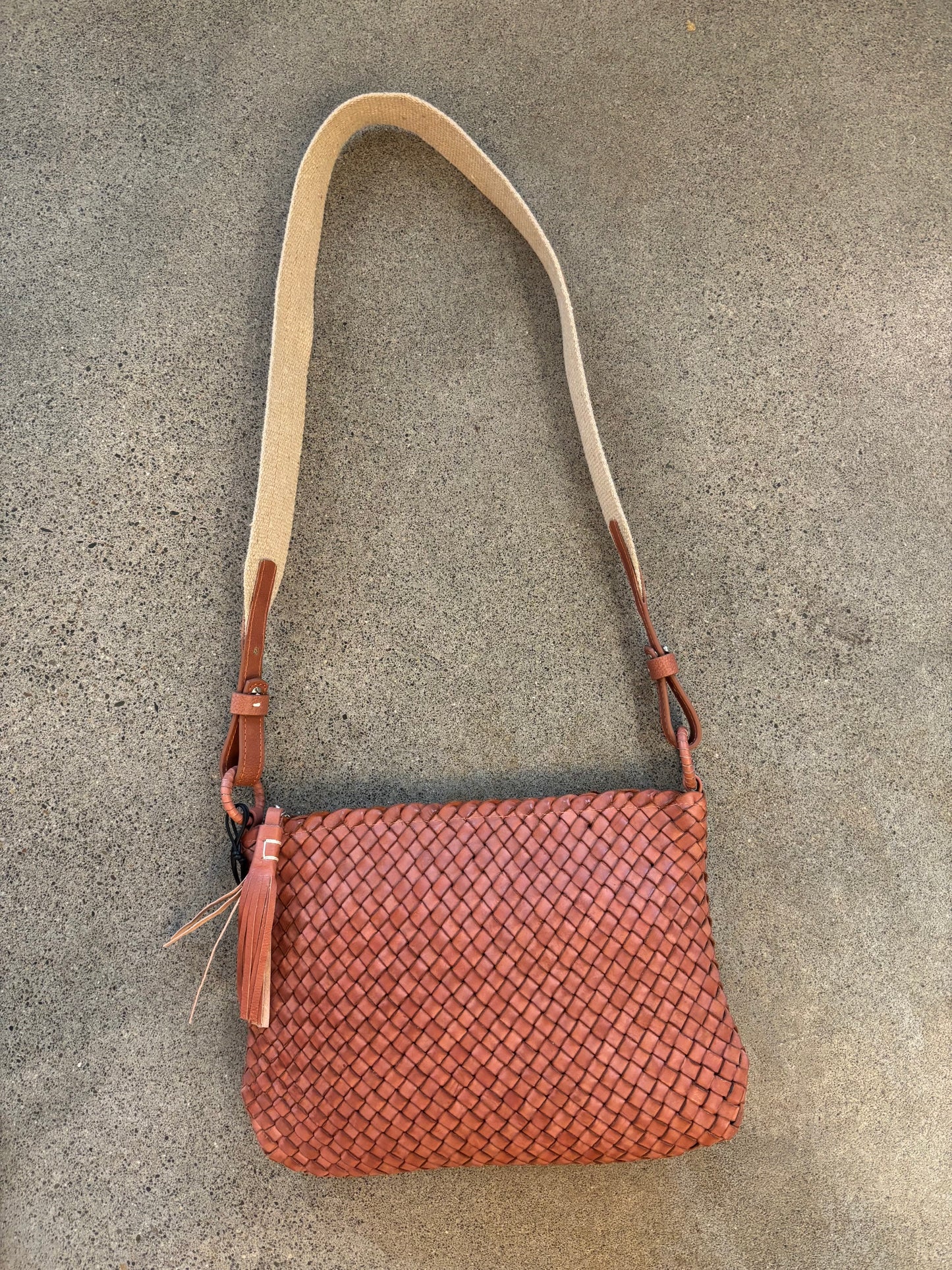 Massimo Palomba - Lara in Cuoio or Brick