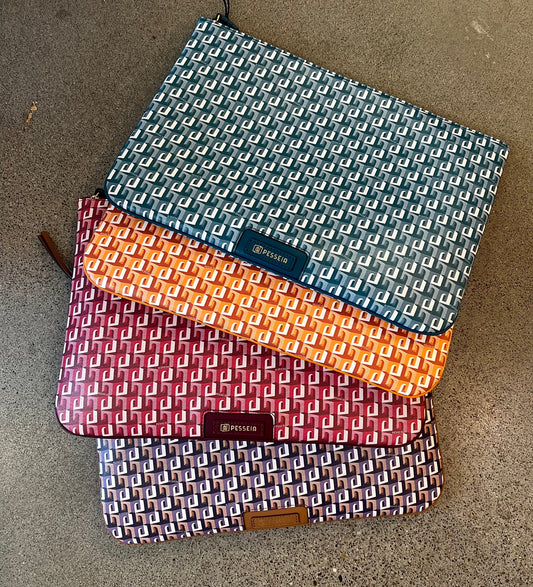 Pesseia - Lap Top Covers