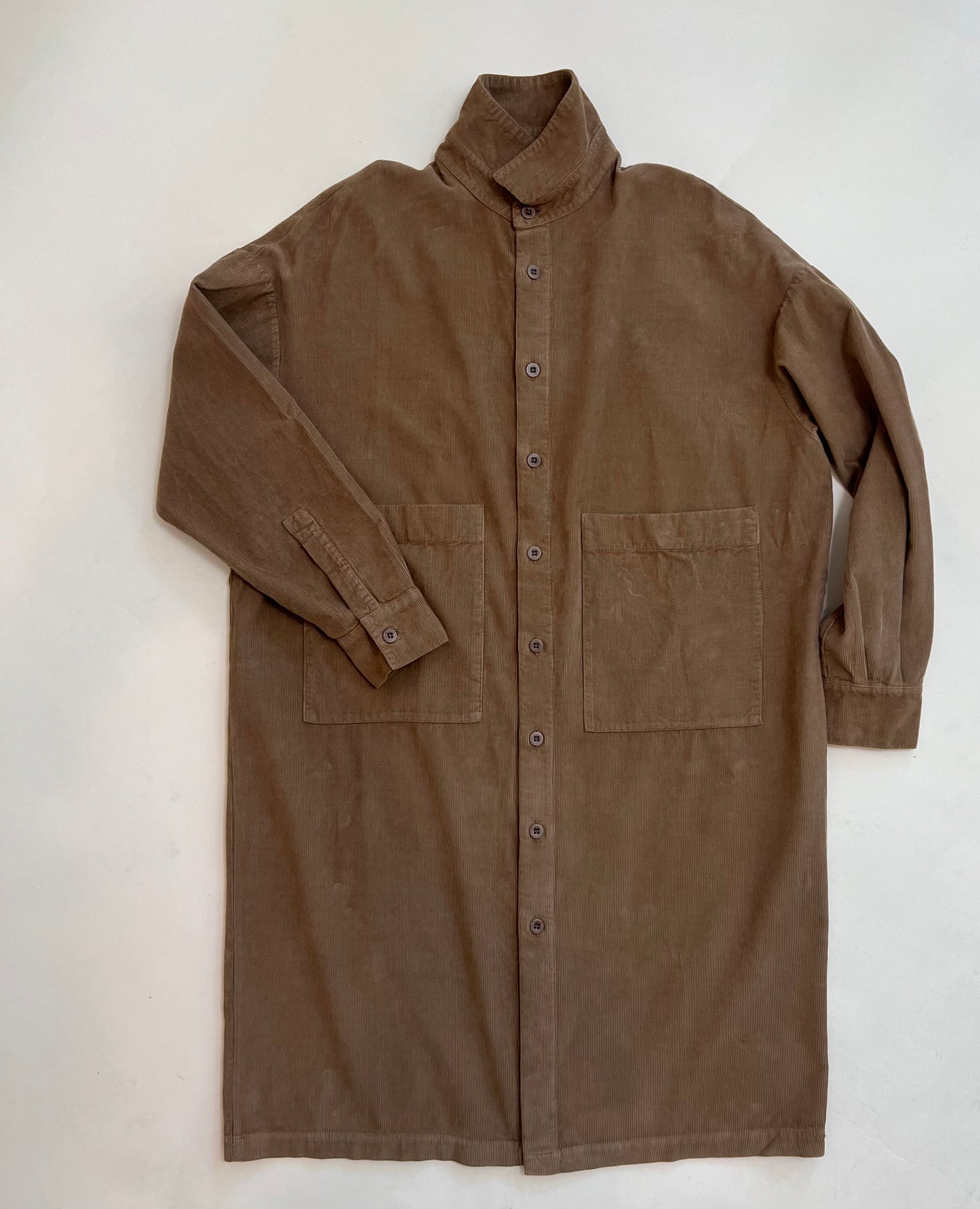 Labo Art- Pocket Front Shirt Dress in Kangaroo