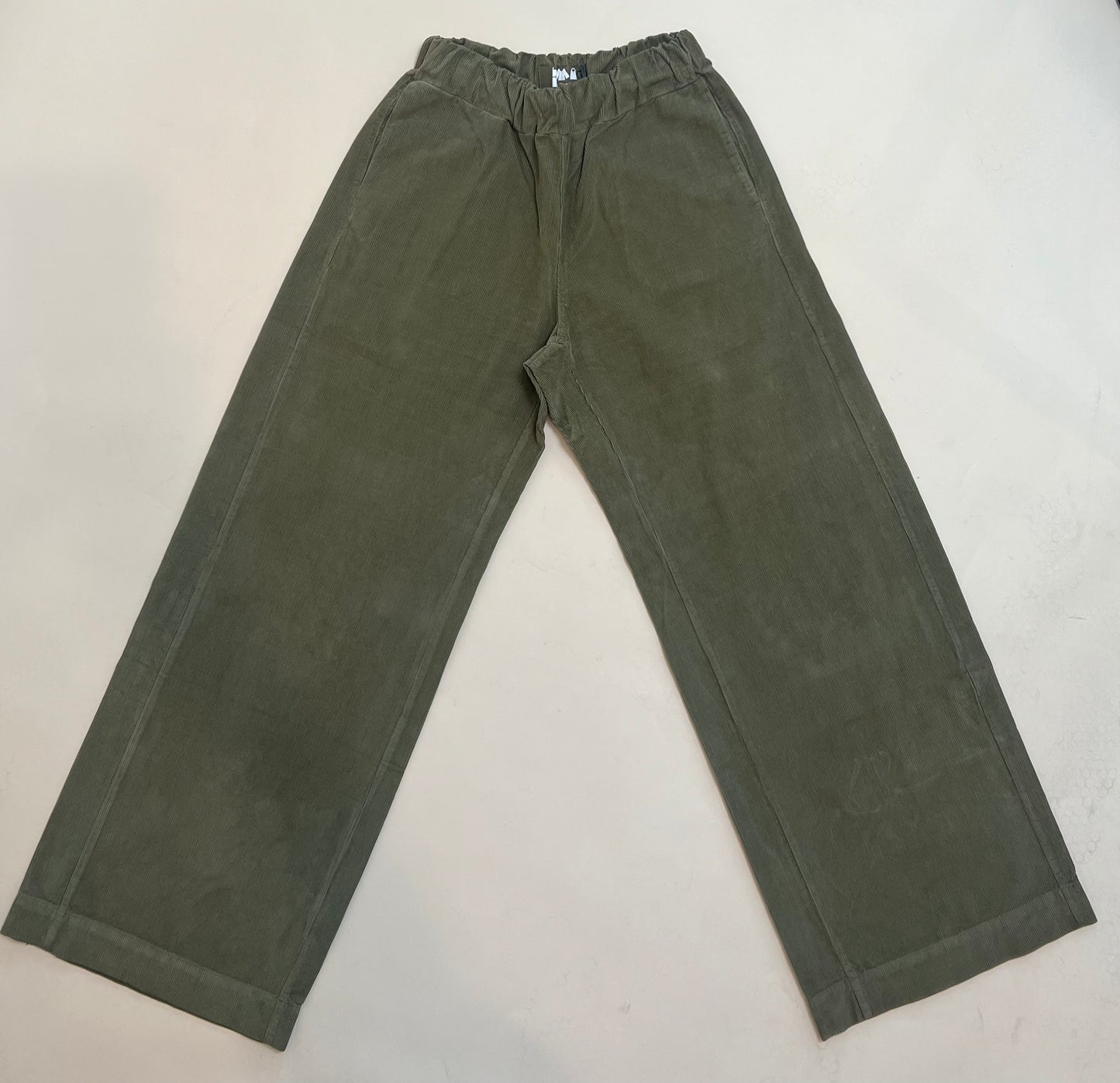 Labo Art - Diana Corduroy Pant in Green(M)