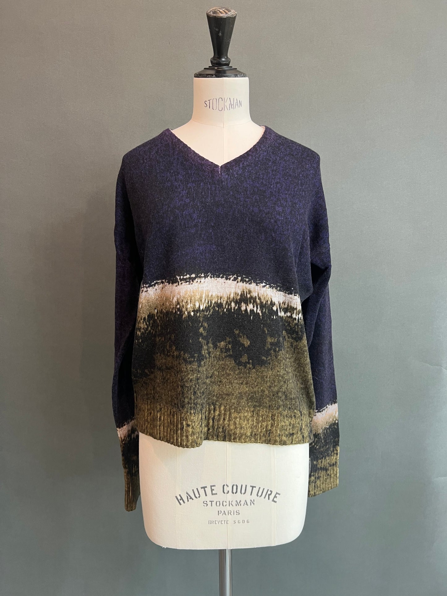 Printed Artworks - Rothko V-neck Sweater in 2 colors