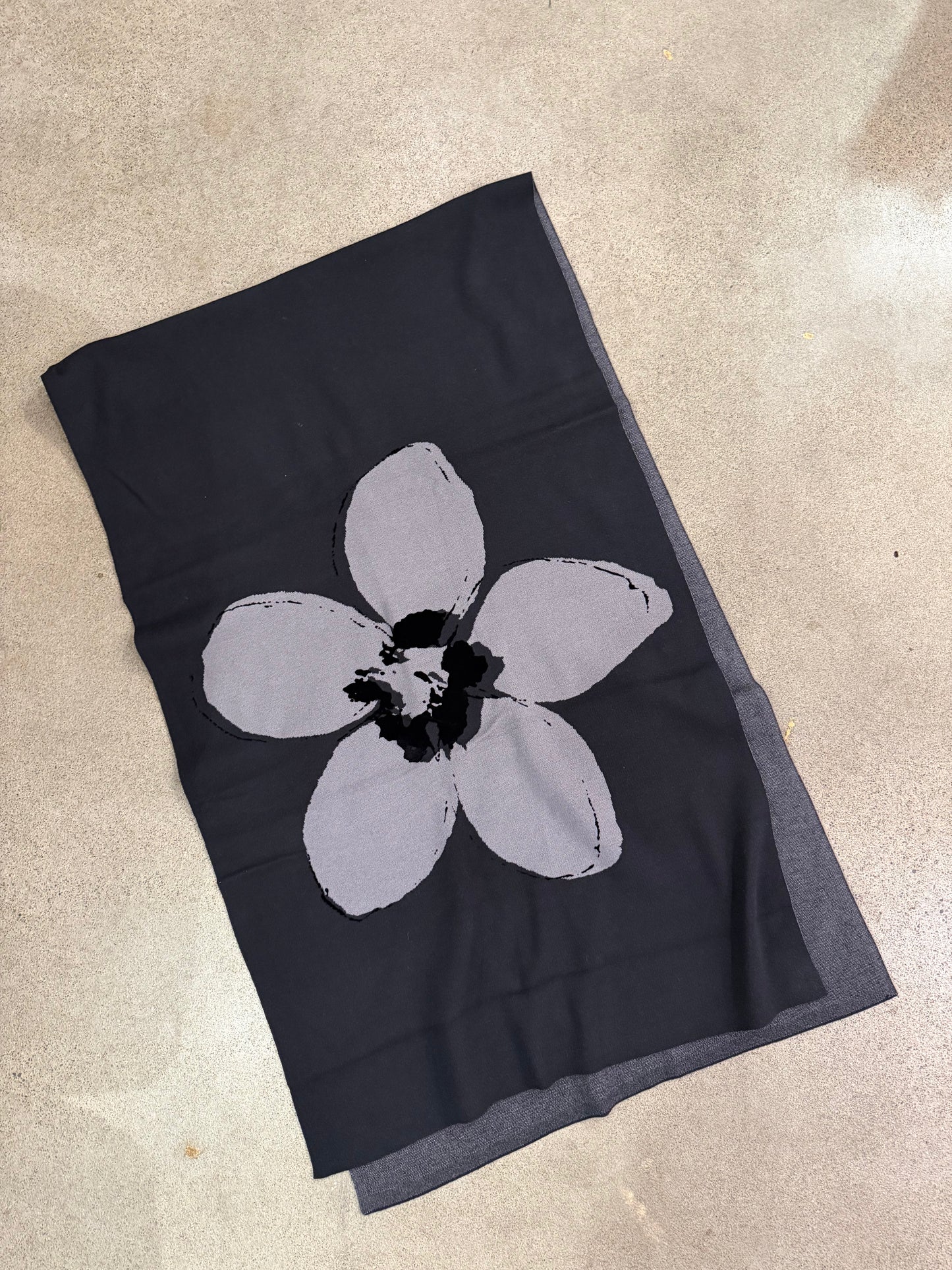 Rundholz Black Label - Floral Knitted Scarf in Lotus or Black