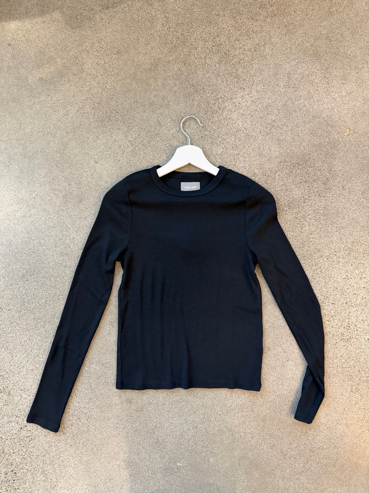Revel - Long Sleeve Rib Crew in black or white