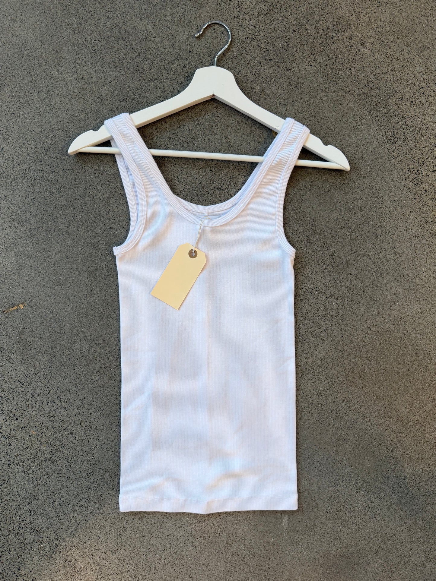 Revel- Rib Tank in black or white