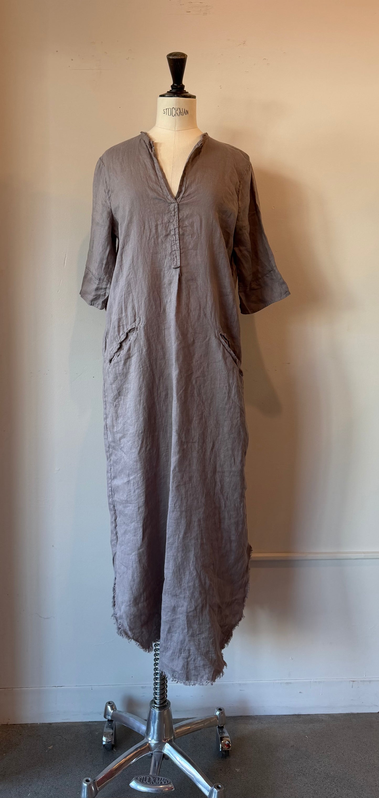 Jaga - Anne Dress in Shitake