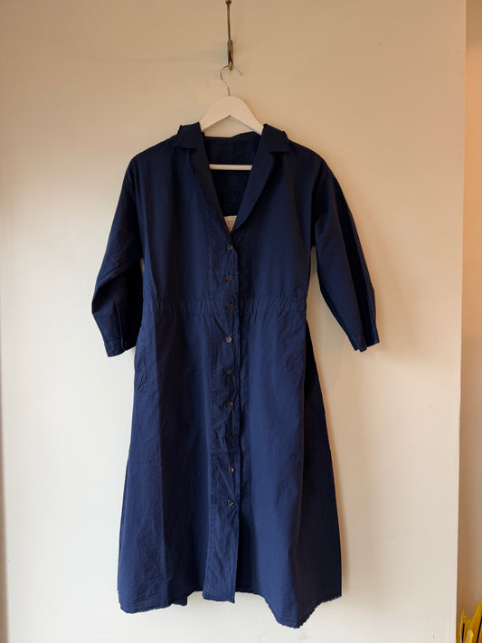 Hannoh Wessel - Dress Danica in Blue Flowers or Ink