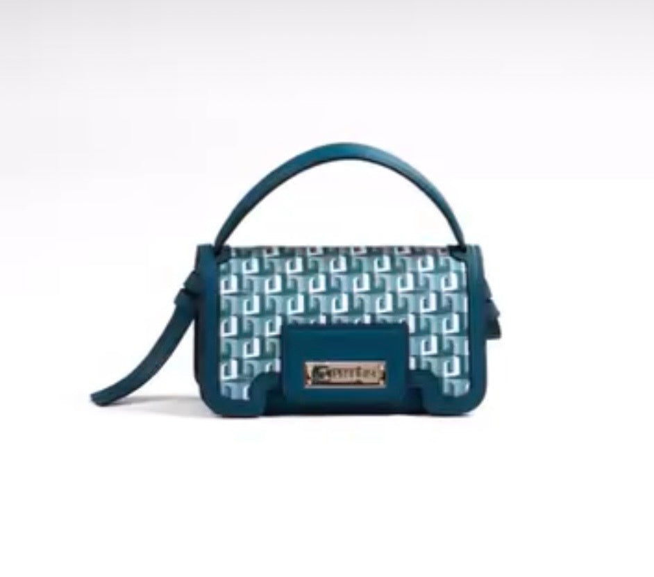 Pesseia - Amilla Clutch