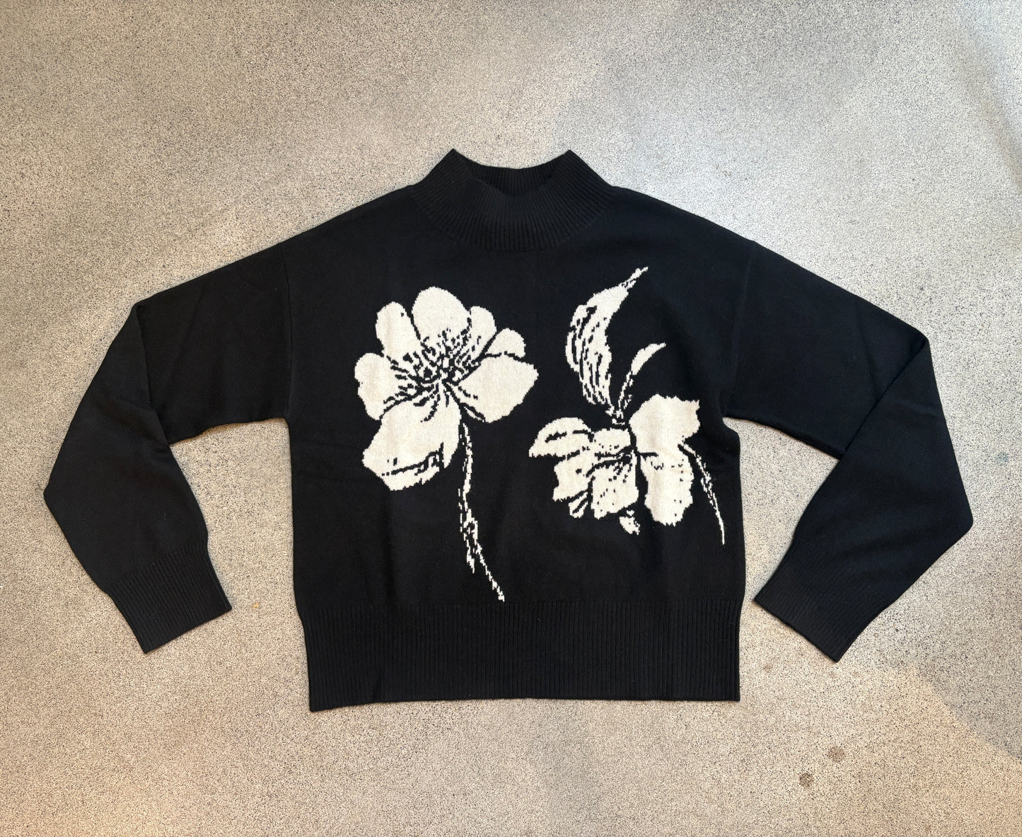 Happy Sheep - CashWool Floral Pullover