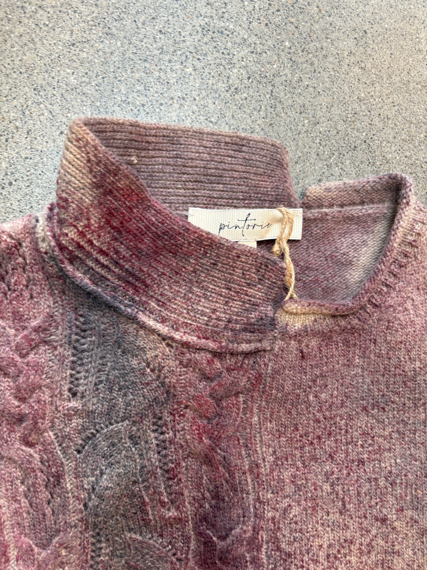 Pintorie - Faded Cable Knit Sweater in Green or Purple
