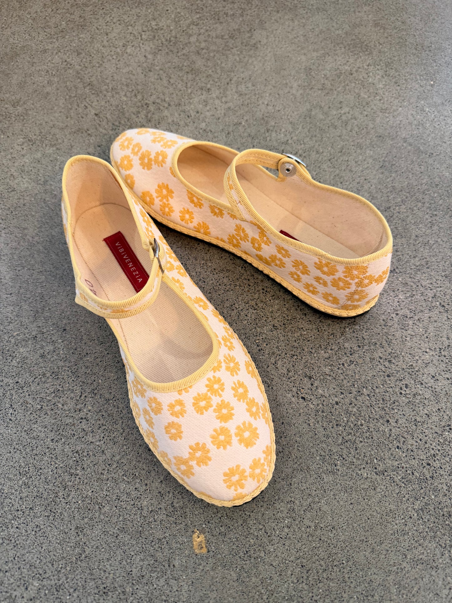 Vibi Venezia- Mary Jane  Cotton Flower Print