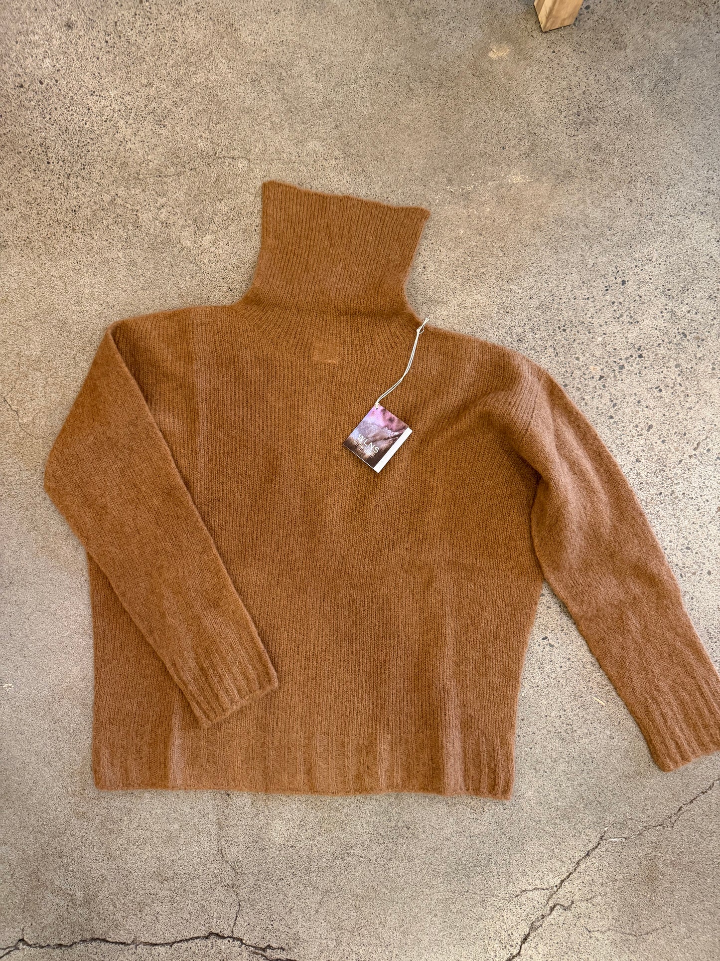WLNS- Cashmere turtleneck - many colors