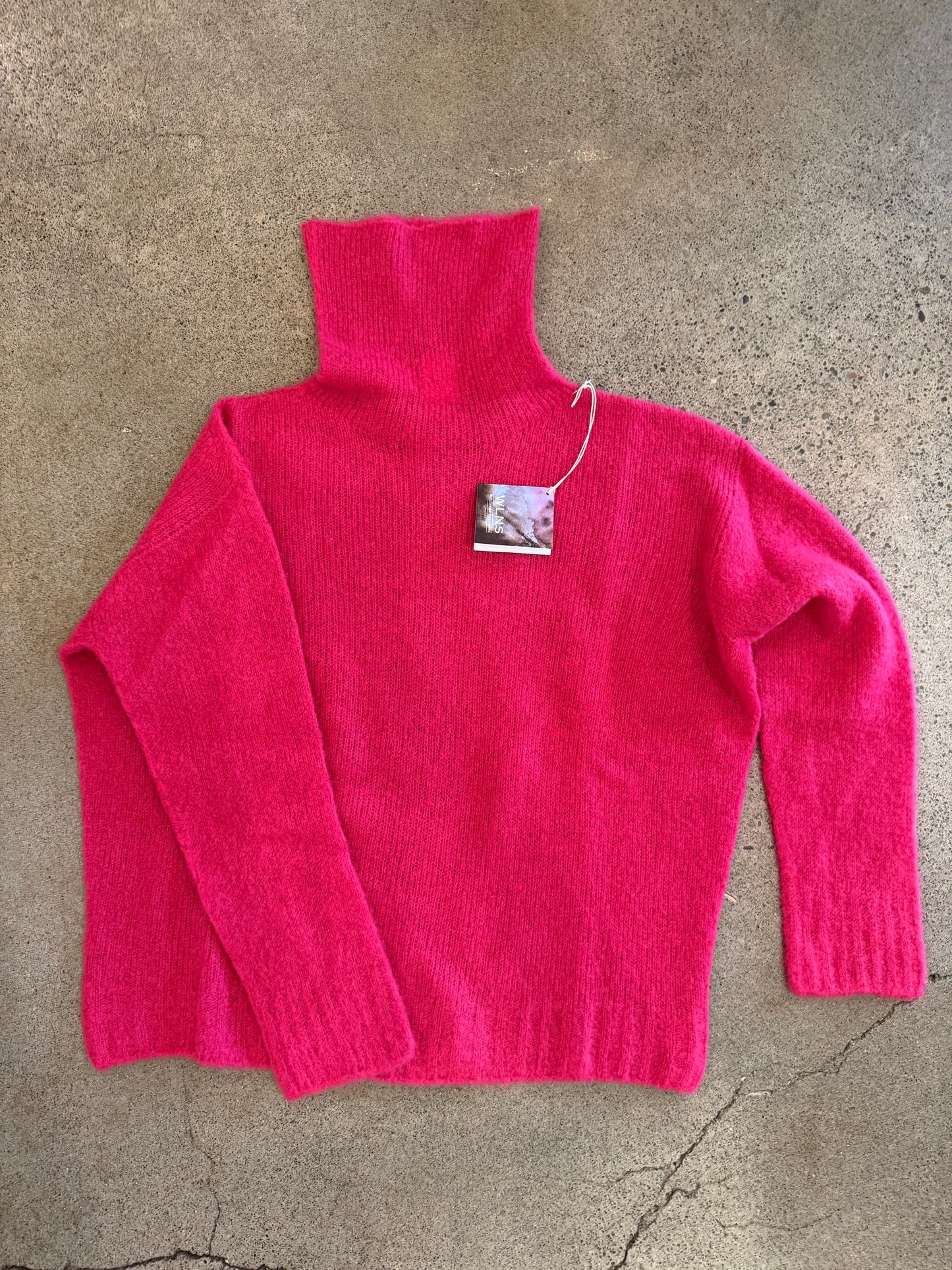 WLNS- Cashmere turtleneck - many colors