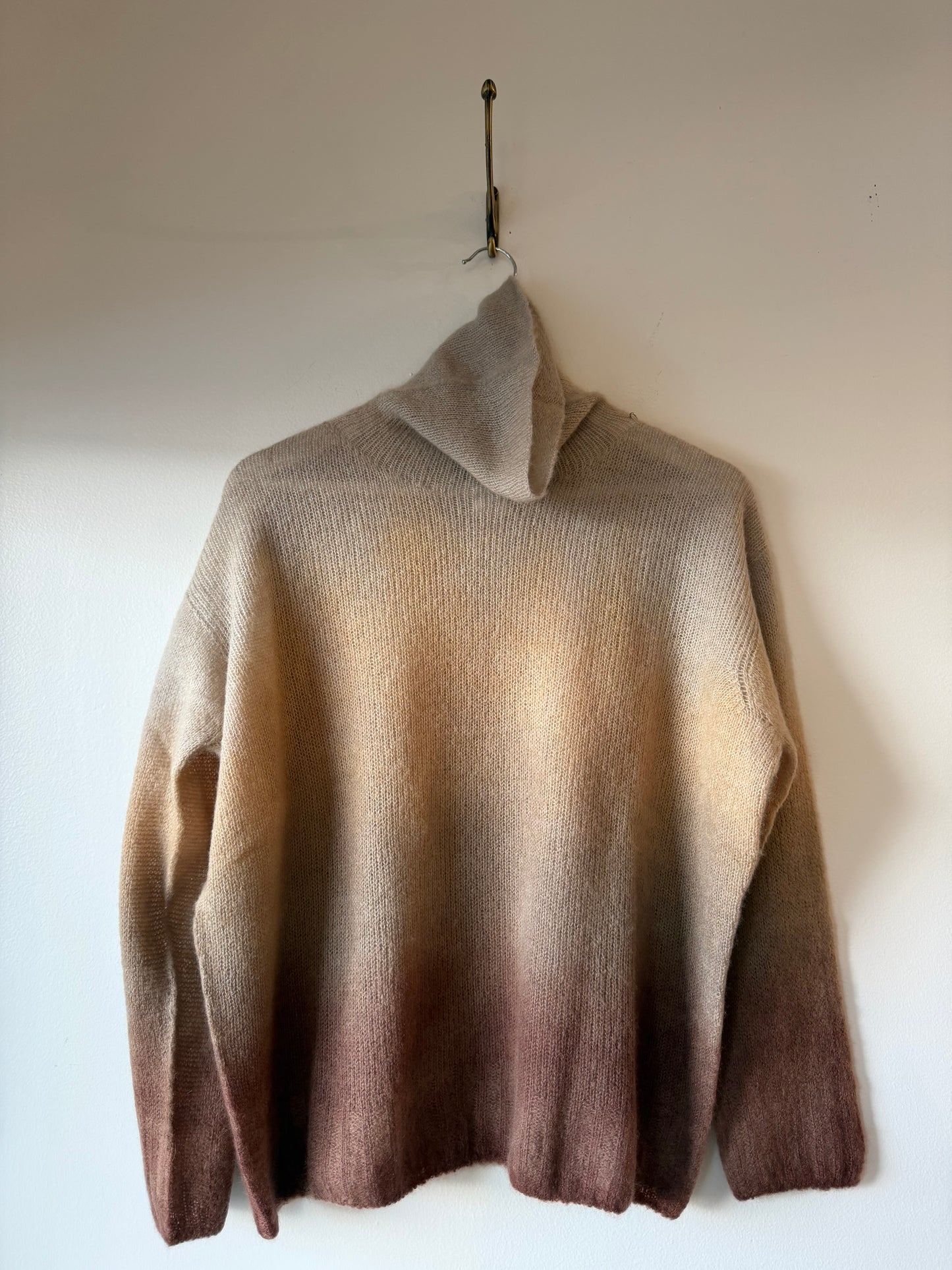 WLNS- Cashmere turtleneck - many colors