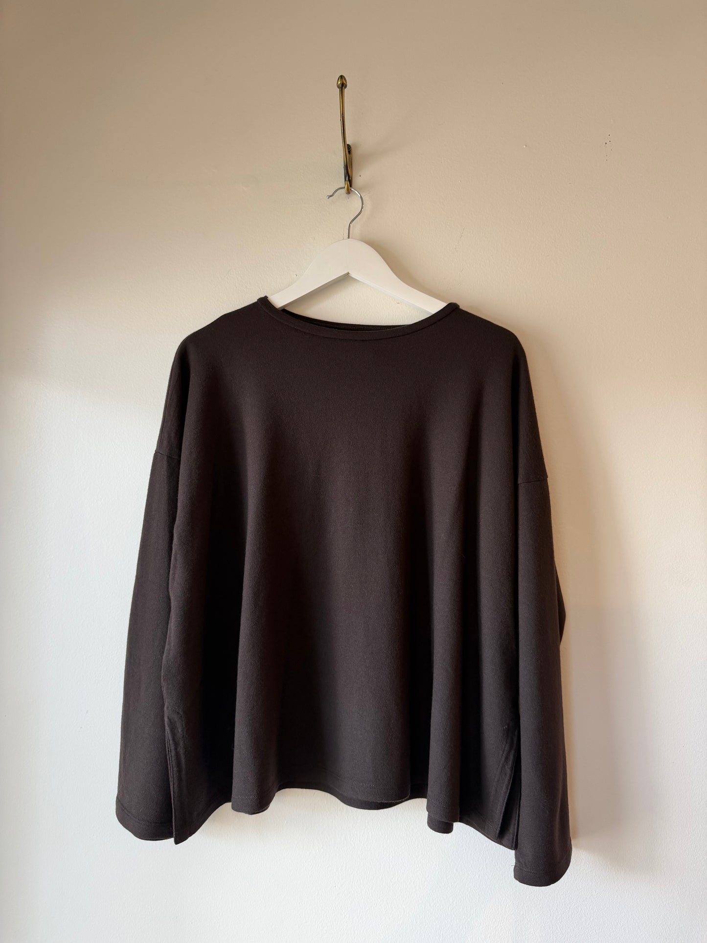 Labo Art- Oversized Wool Jersey Top in Chocolate Brown